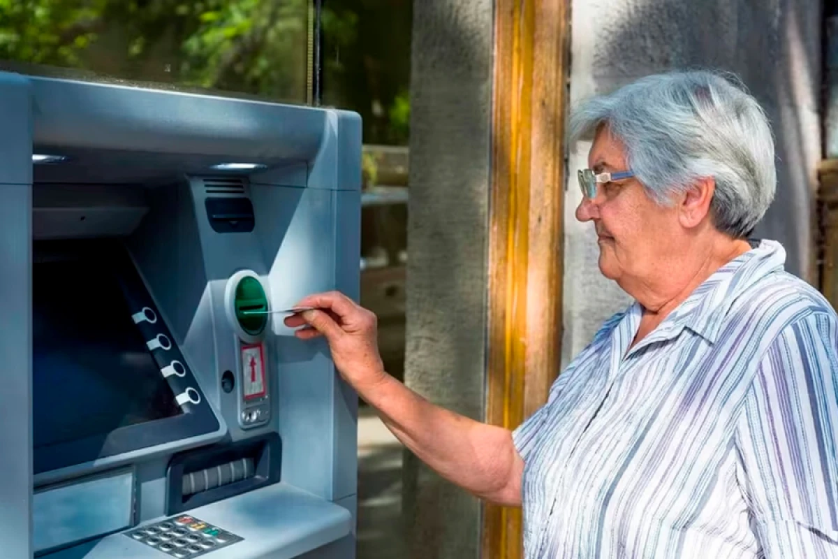 Pensiyalar bu tarixədək [[gecikəcək]]