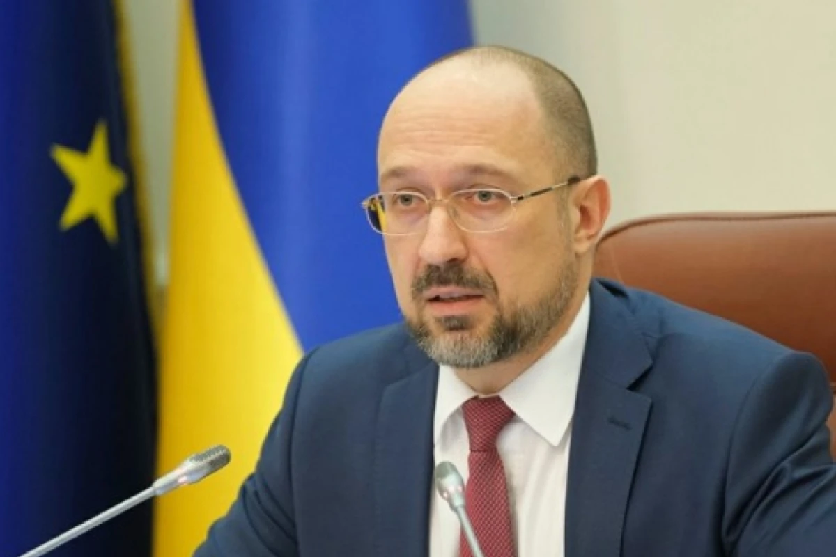 [[Ukraynanın müdafiə]] naziri istefa verdi