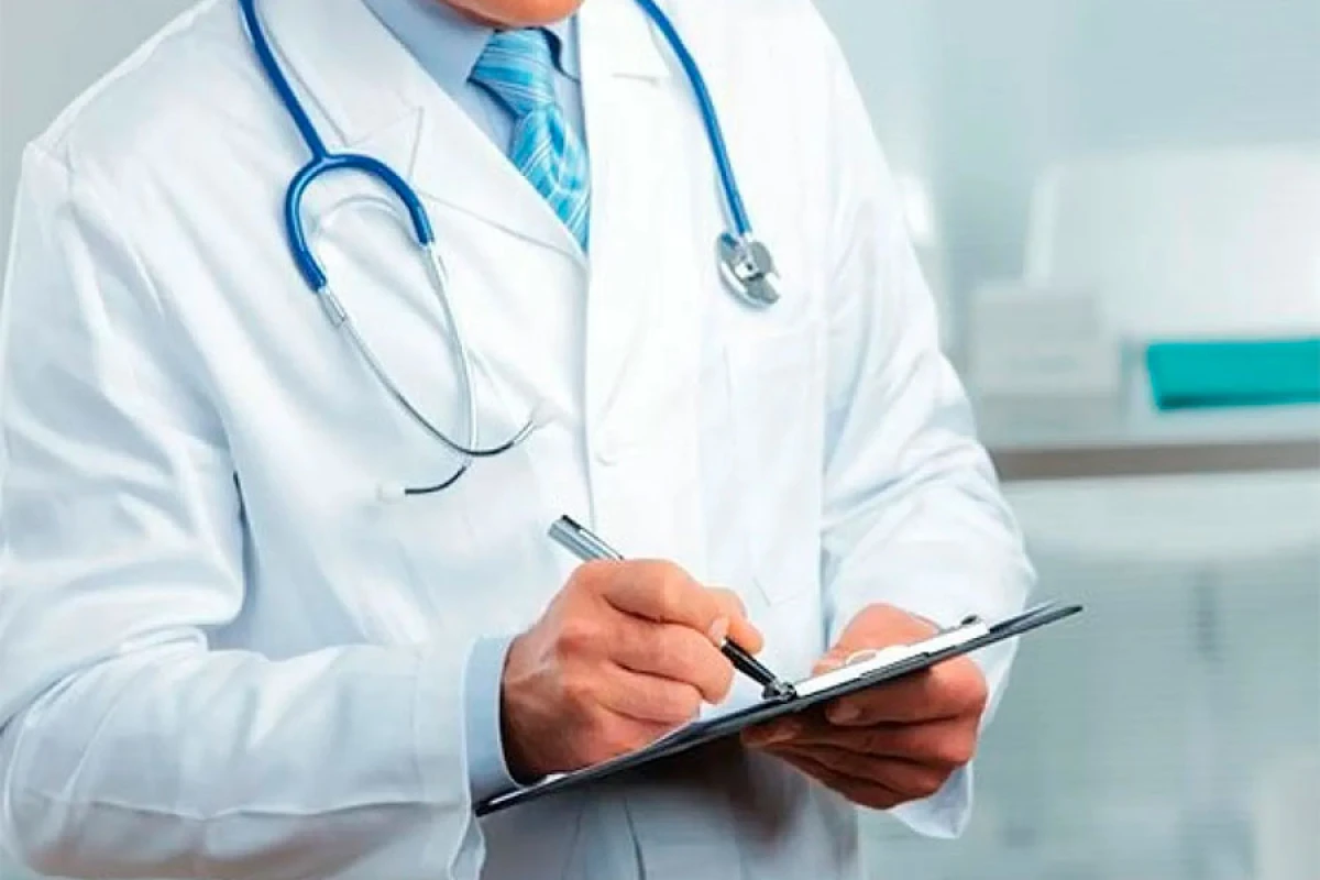 Tanınmış müğənninin qardaşı [[ vəzifədən]] kənarlaşdırıldı