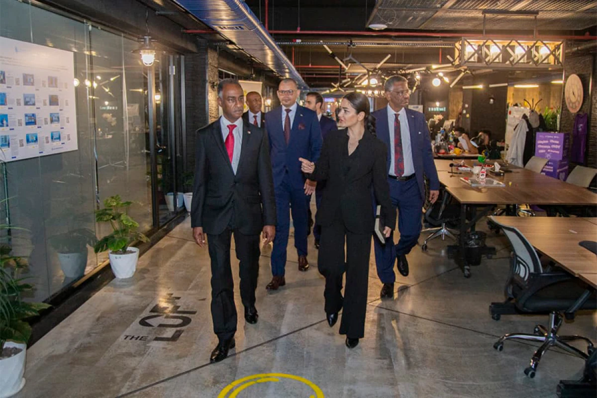 Sudanlı nazir müavini [["ASAN xidmət"də]]