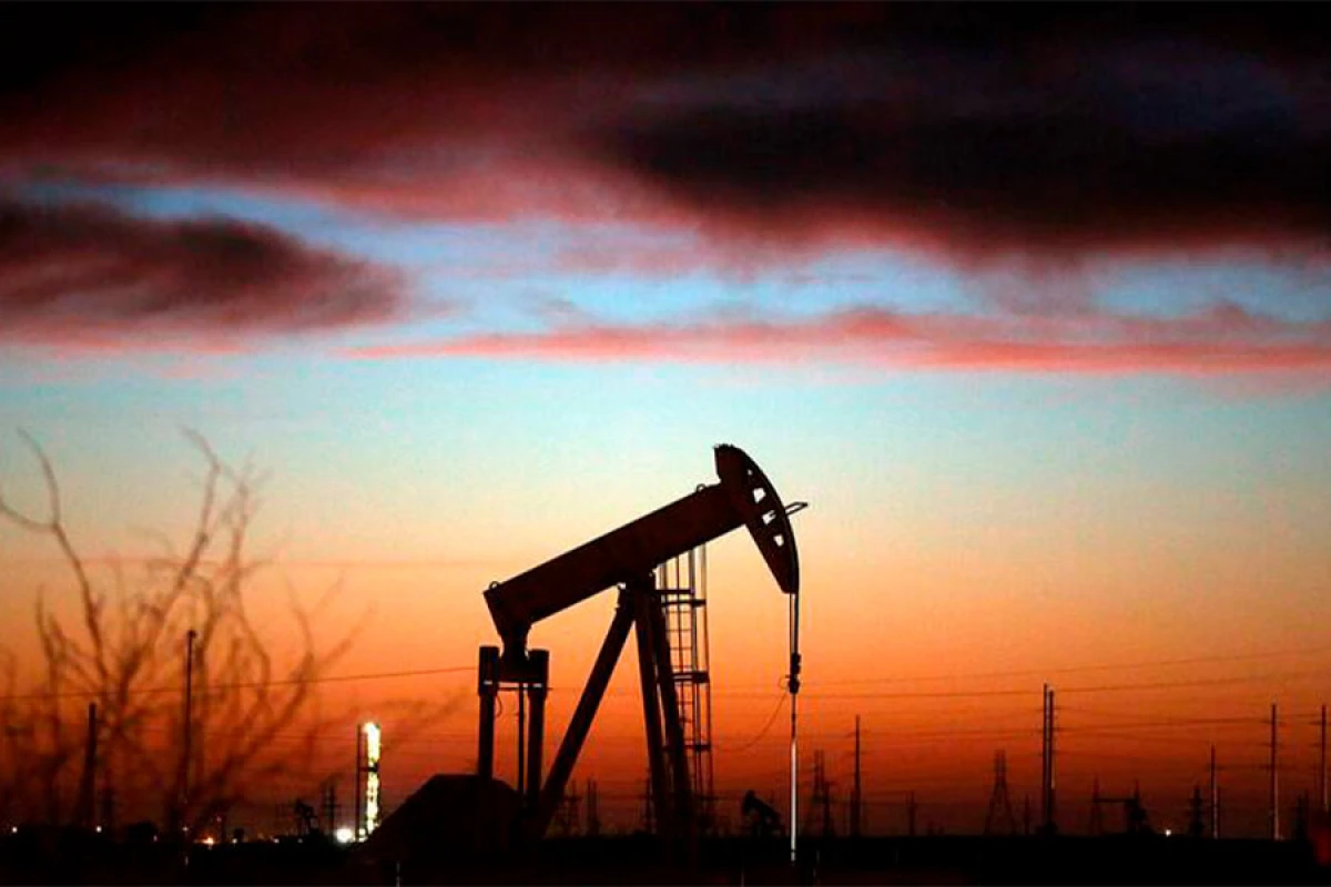 Neft [[ucuzlaşdı]]