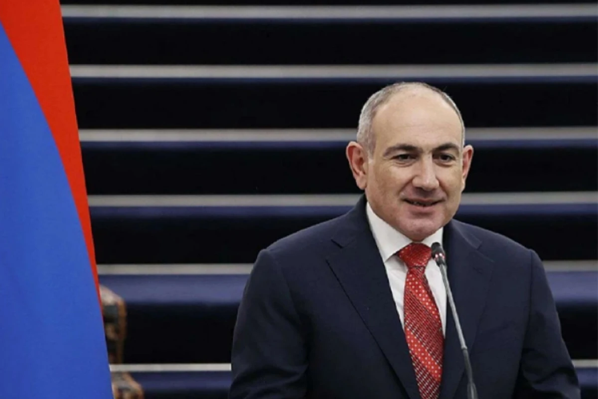 Paşinyan Ermənistan vətəndaşlarını [[rəqsə dəvət etdi]]