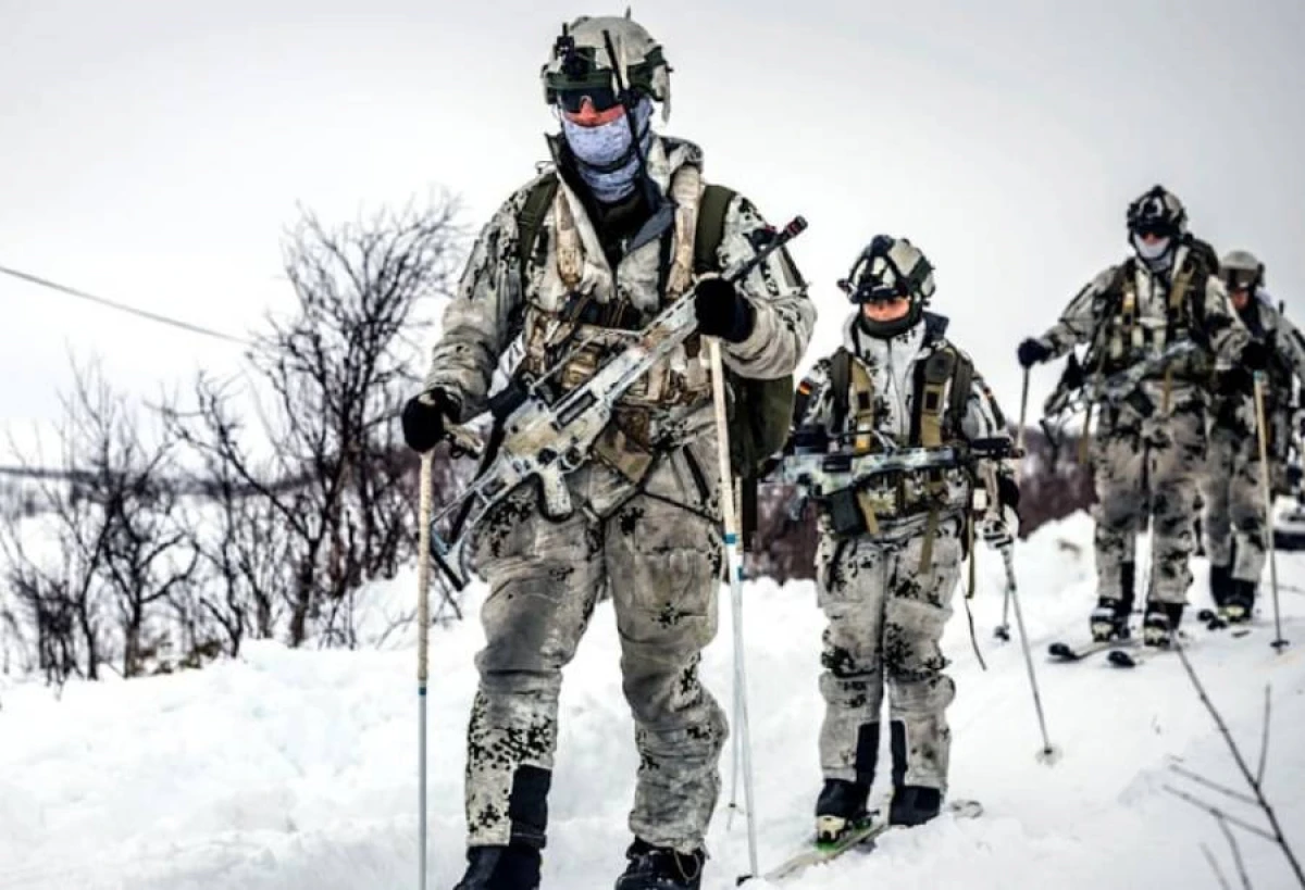 [[Almaniya hərbçiləri]] Qrenlandiyanı tərk etdi