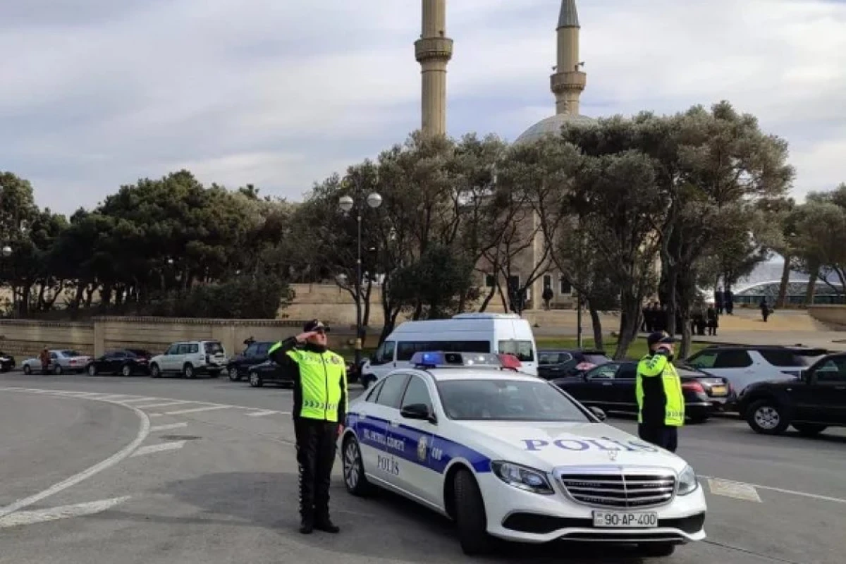 20 Yanvar şəhidlərinin xatirəsi [[bir dəqiqəlik sükutla]] yad olundu