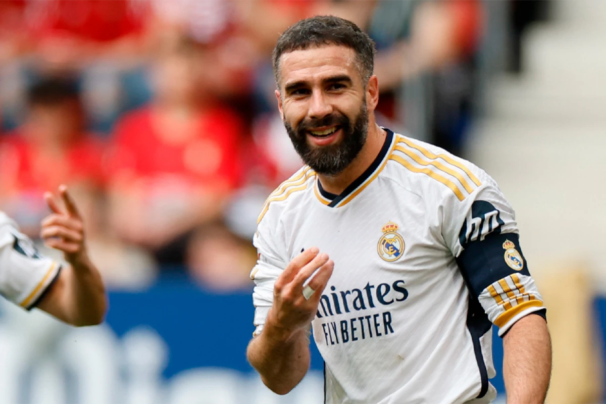 İki əfsanə, iki fərqli üslub [[- Karvahaldan müqayisə]]