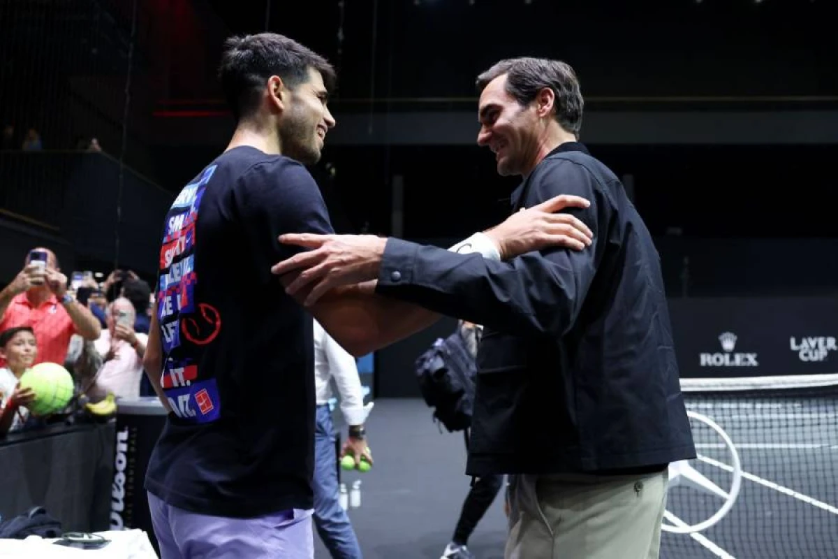 [[Alkaras:]] Federer qolfu da tennis kimi gözəl oynayır