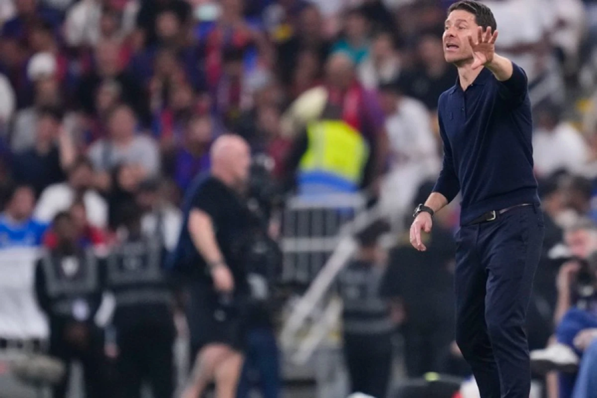 [[Mənbə:]] Xabi Alonso Premyer Liqa layihəsinə qayıda bilər