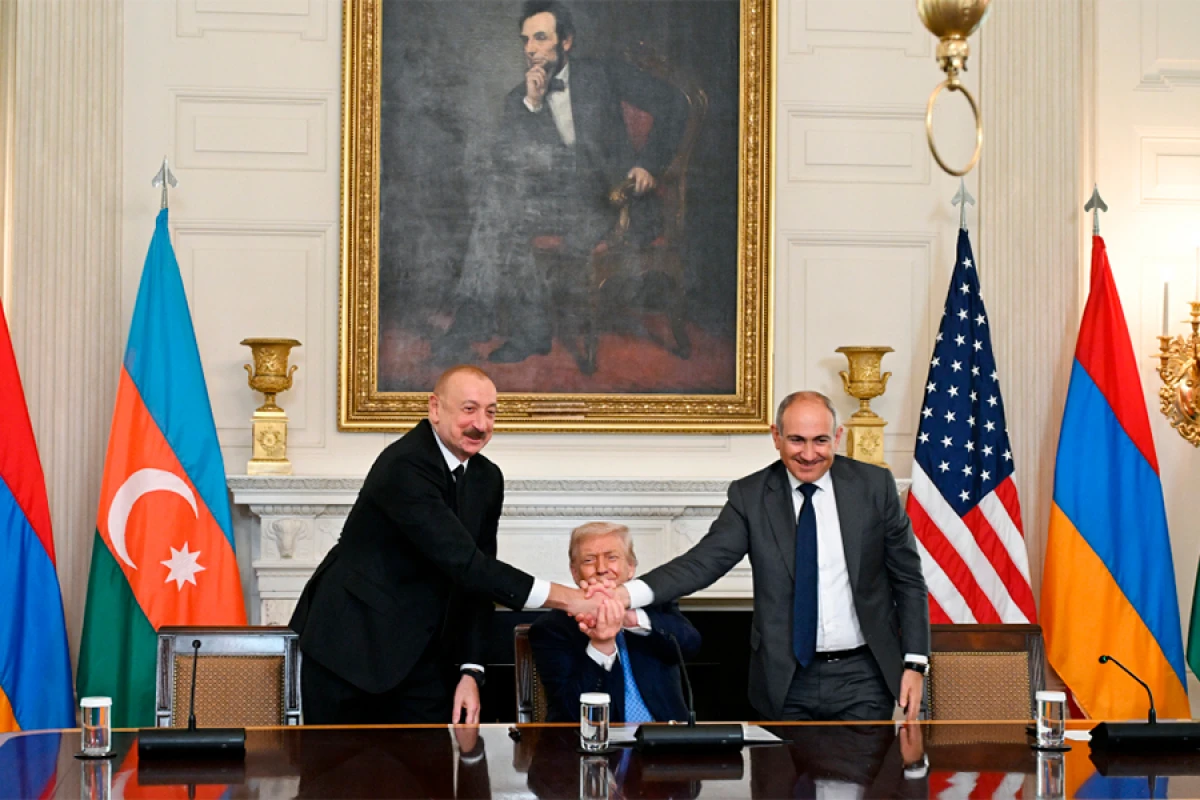 Tramp: Azərbaycan və Ermənistan liderləri mənim dostlarımdır [[- VİDEO]]