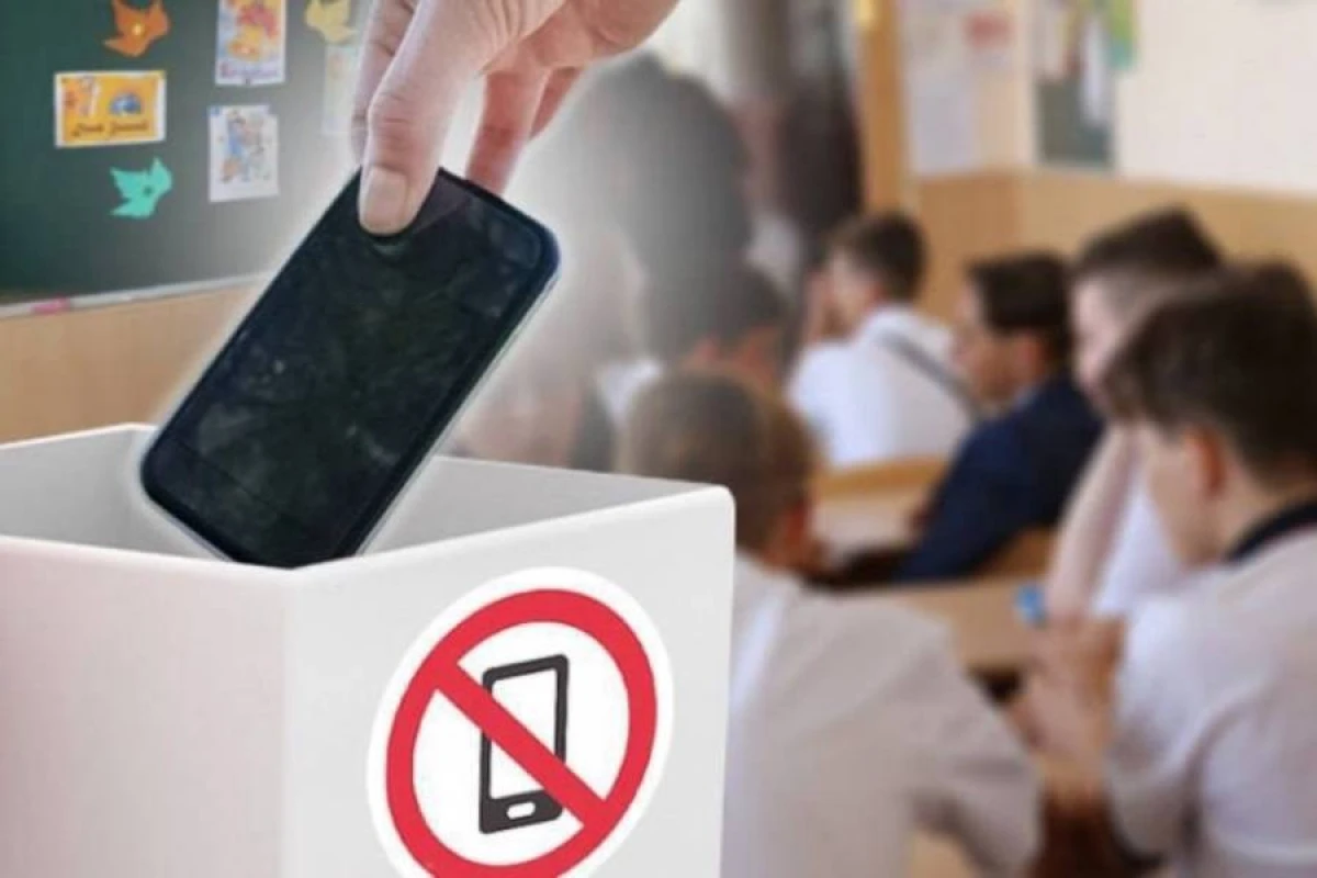 Müəllimlərə dərs zamanı [[telefondan istifadə etmək qadağan olunacaq]]