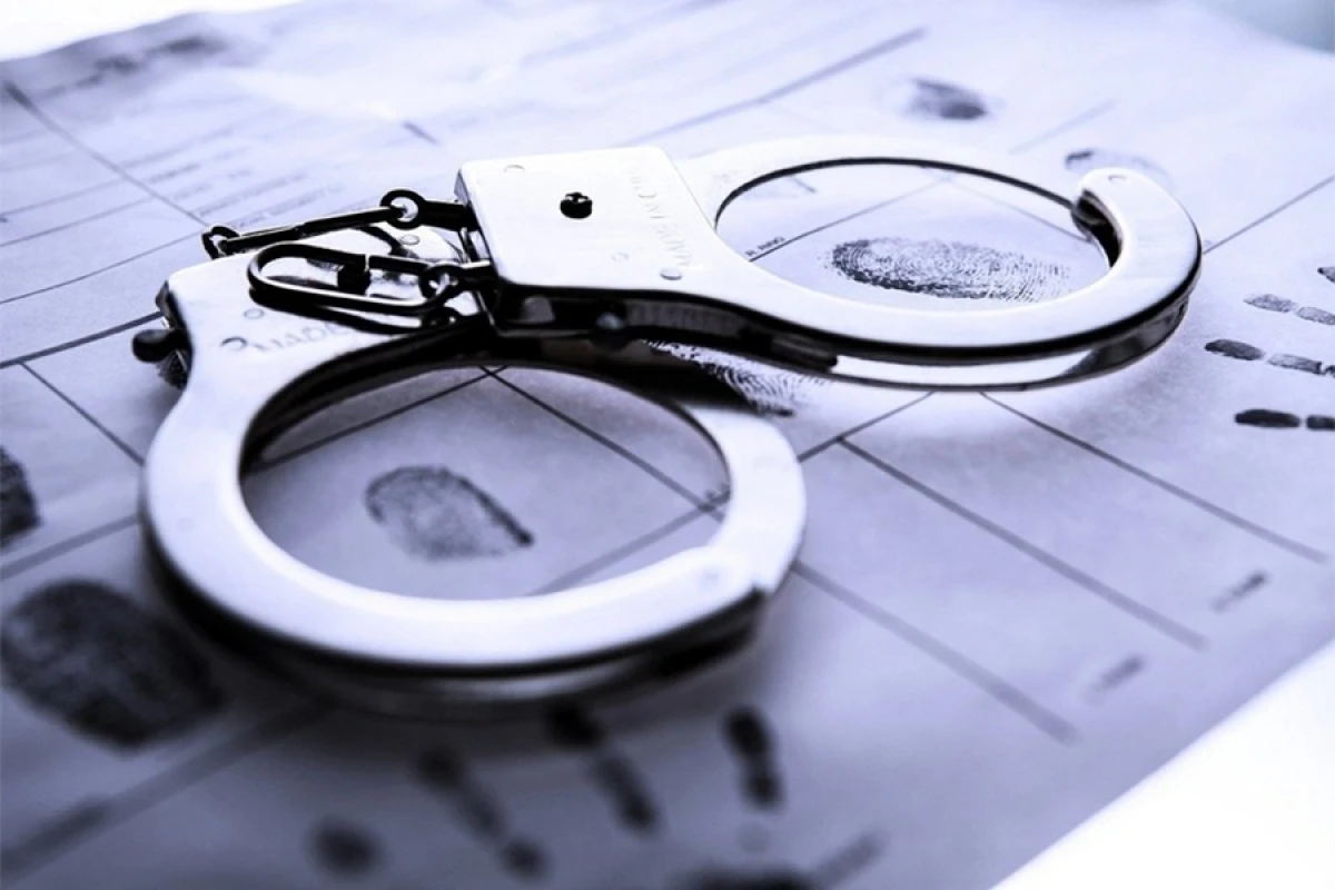 Çində [[iki yüksək rütbəli şəxsə qarşı]] istintaq başladı