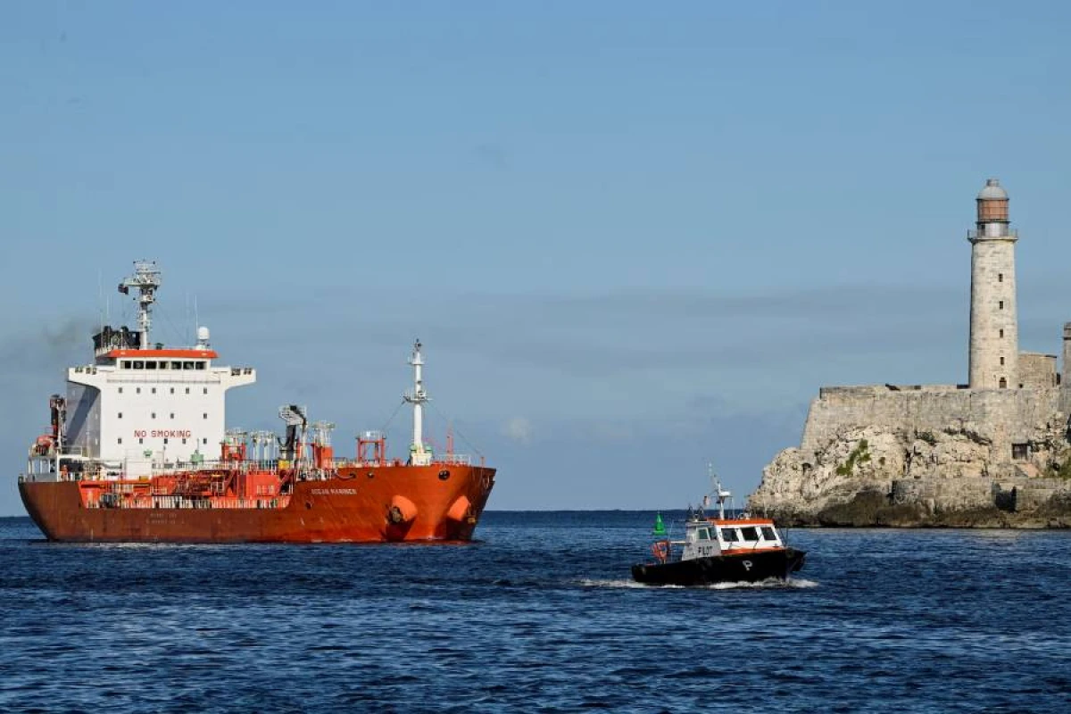 ABŞ Kubanın neft tədarükünü [[tamamilə dayandırmağı]] nəzərdən keçirir