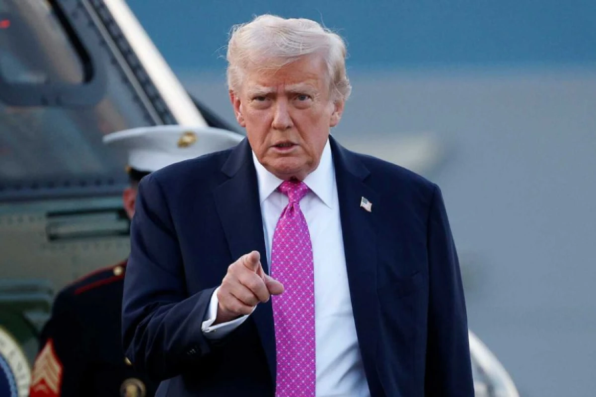 Tramp Kanadanı rüsumla [[hədələdi]]