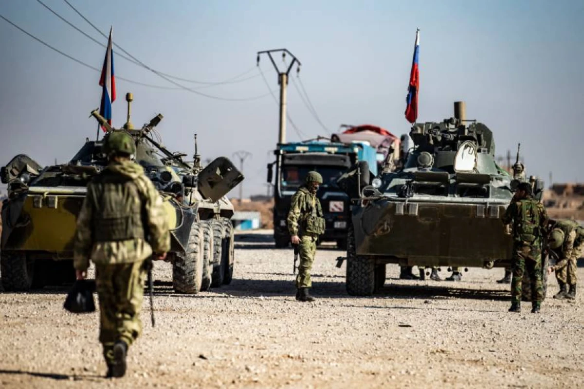 Rusiya Suriyanın Qamışlı hava limanından [[qoşunlarını çıxarır]]