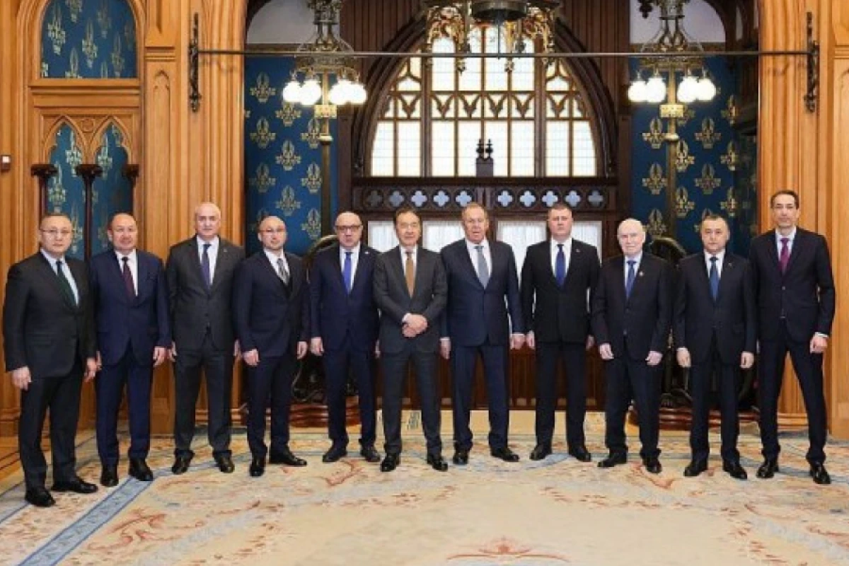 [[Lavrov]] Rəhman Mustafayevlə görüşdü