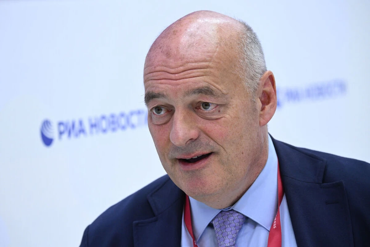 Alman siyasətçi [[Krımda yaşamaq istəyini]] açıqladı