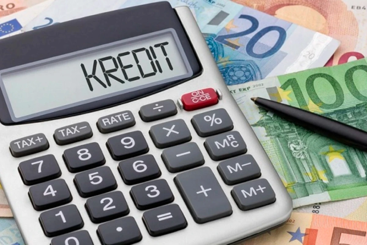 Azərbaycan iqtisadiyyatına [[kredit qoyuluşu]] artıb