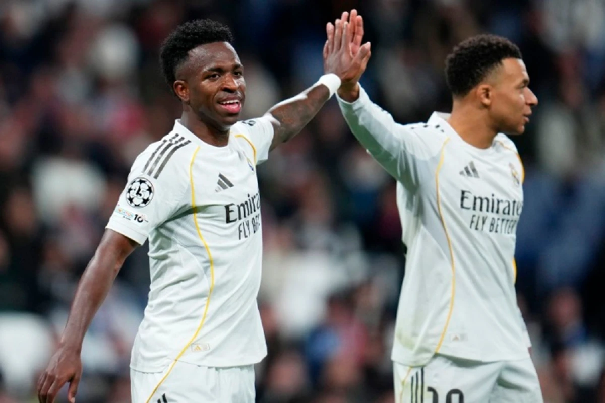 [[Arbeloa mesaj verdi:]] Ulduz adlar belə toxunulmaz deyil