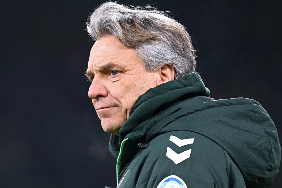 Bundesliqada qələbəsizlik seriyası Şteffenin [[istefası ilə nəticələndi]]