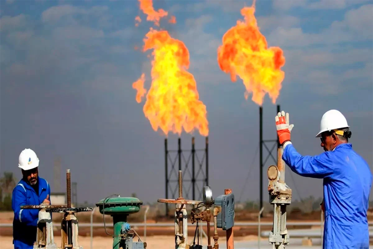 Təbii qazın [[dəyəri azaldı]]