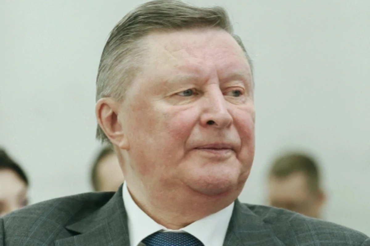 [[Putin Sergey İvanovla]] bağlı fərman imzaladı