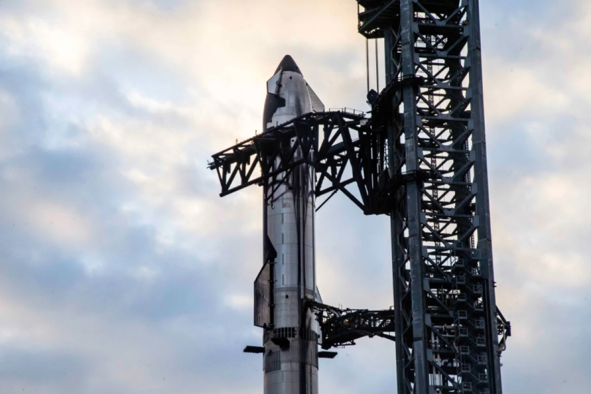 [["Falcon 9"]] raketlərinin buraxılışı dayandırıldı