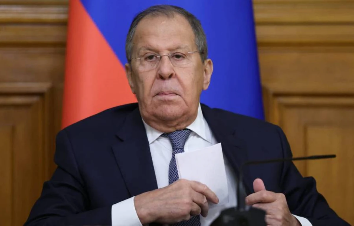 [[Lavrov:]] "Qərb Ukraynanın hazırkı hökümətini bütün hallarda qoruyur"