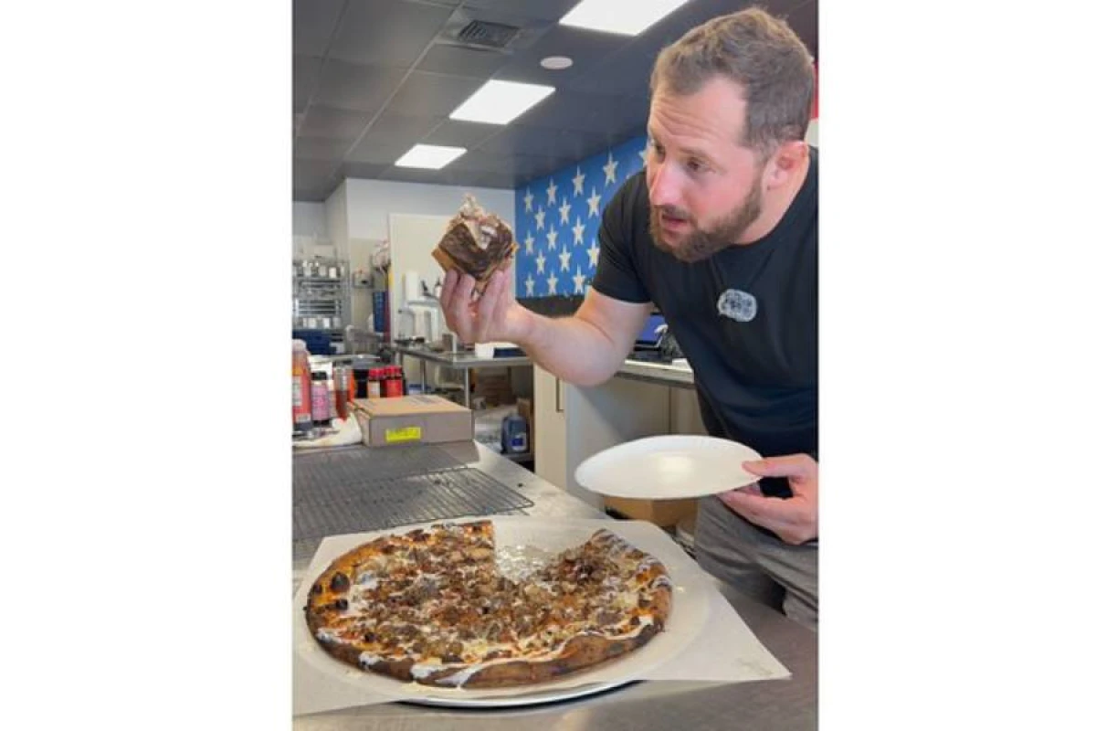 Soyuq hava fürsətə çevrildi: [[İguana ətindən pizza bişirdilər]]