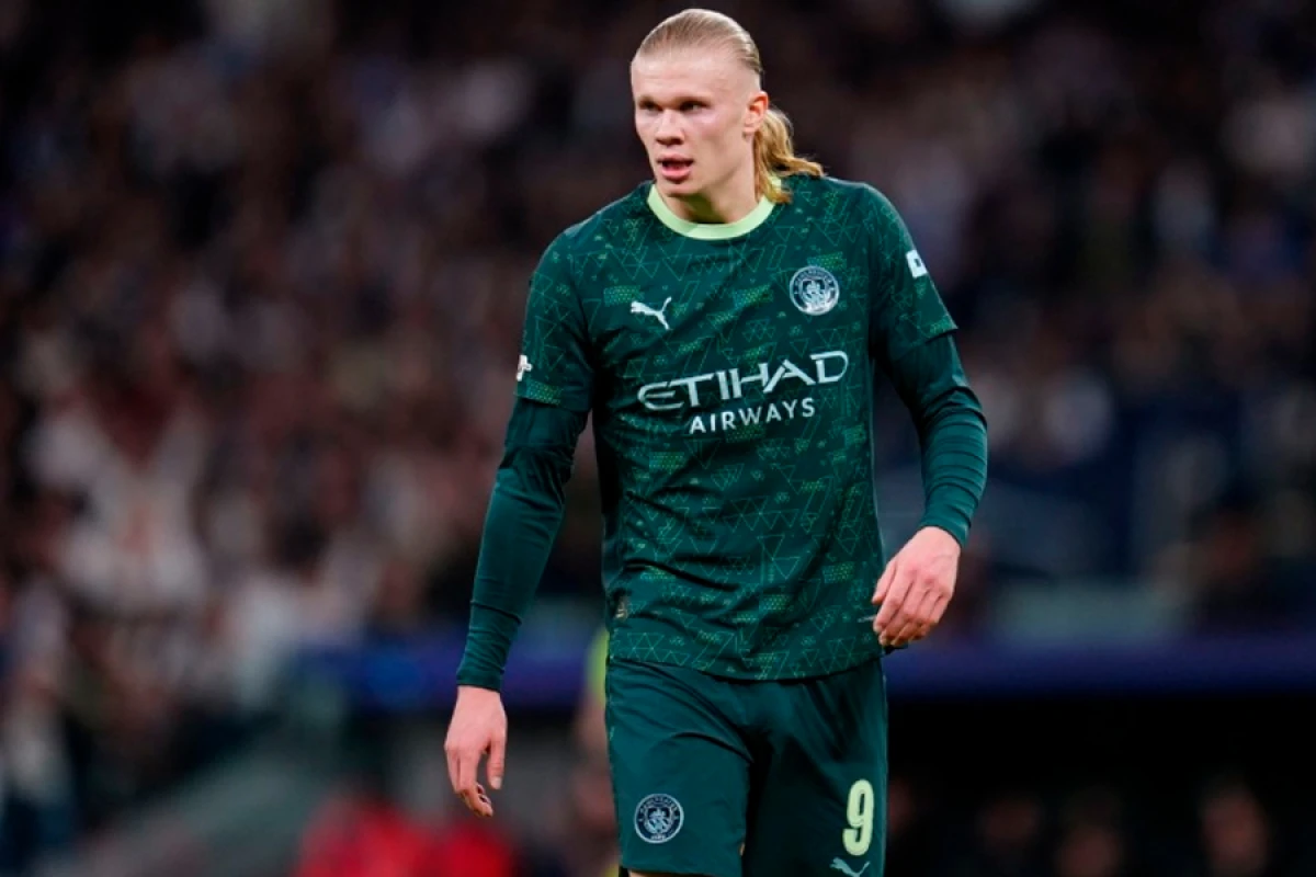 Böyük qarşılaşma öncəsi [[Van Deykdən Haaland xəbərdarlığı]]