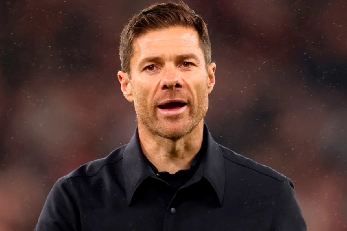 [[“Real” daxilində gərginlik:]] Alonsonun işi sərt tənqid edildi