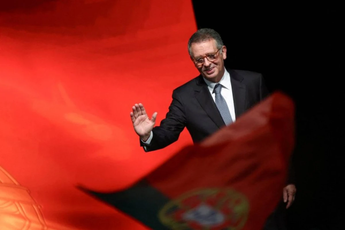 Antonio Xose Sequro [[Portuqaliya prezidenti]] seçildi