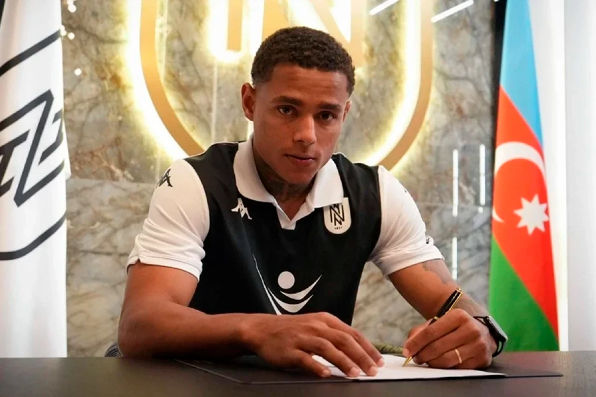 [[Samba nəfəsi Bakıda:]] Breno Almeyda artıq Neftçidə!