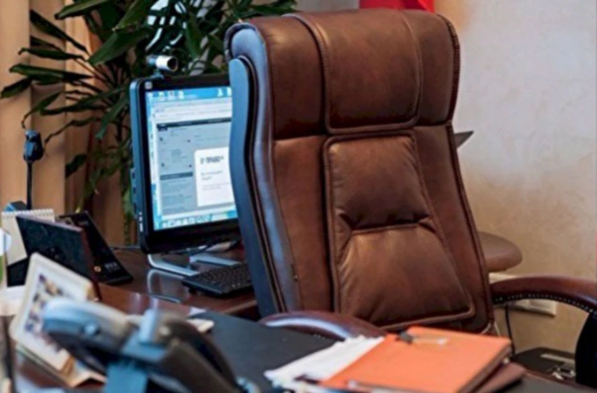 [[TƏCİLİ!]] İcra Hakimiyyətində bu şəxs işini itirdi