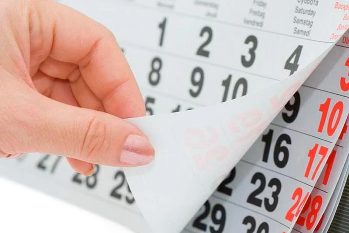 Ardıcıl 3 gün [[İŞ OLMAYACAQ - TARİXLƏR]]