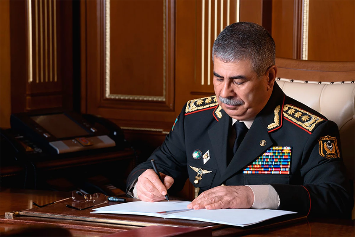 Zakir Həsənov onu [[vəzifəsindən]] azad etdi