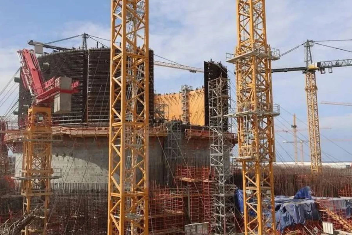 Misir limanında tikilməkdə olan [[AES-in avadanlığı zədələndi]]