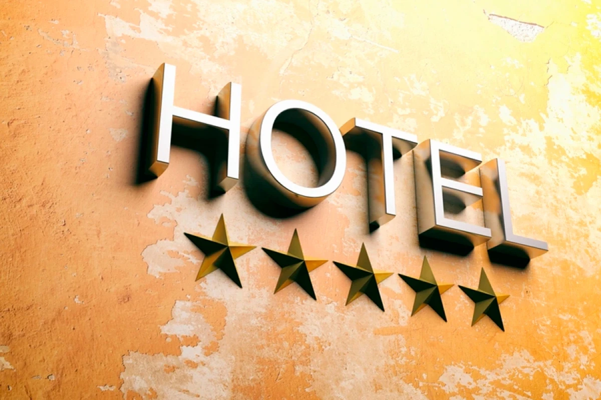 18 hotelin [[ulduz kateqoriyası]] ləğv olundu