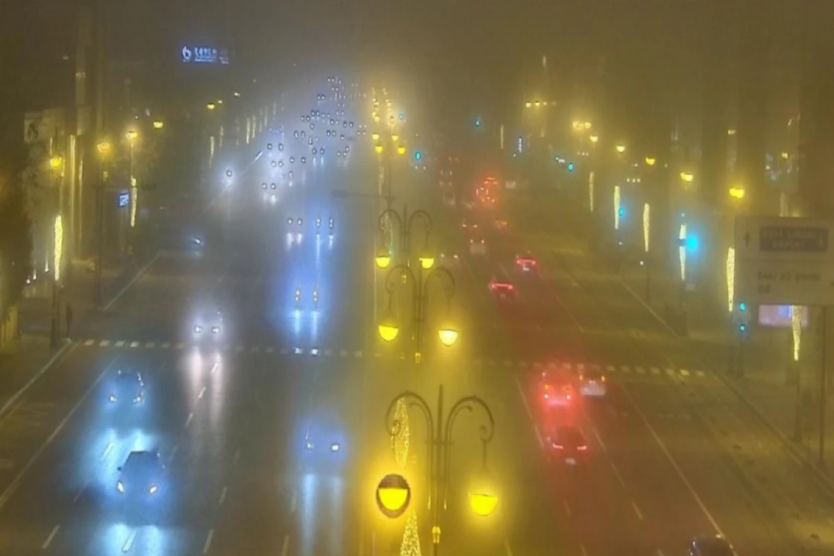 [[Aeroport yolunda]] nəqliyyatın hərəkətinə məhdudiyyət qoyuldu