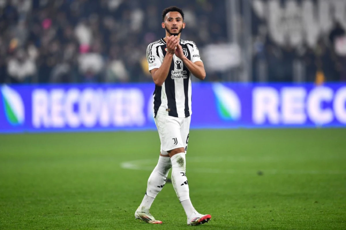 Premyer Liqa nəhəngləri Kelli üçün yarışda [[— Qiymət açıqlandı]]