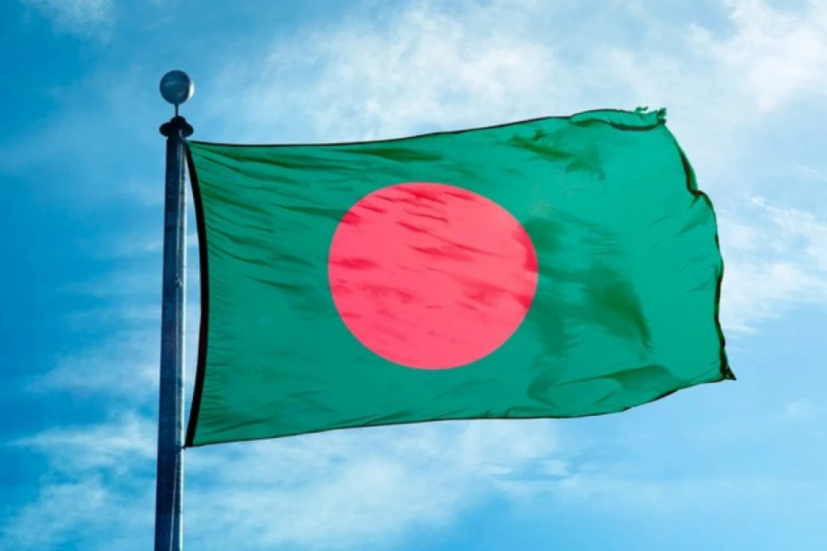 [[Banqladeşin]] müvəqqəti hökuməti istefa verir