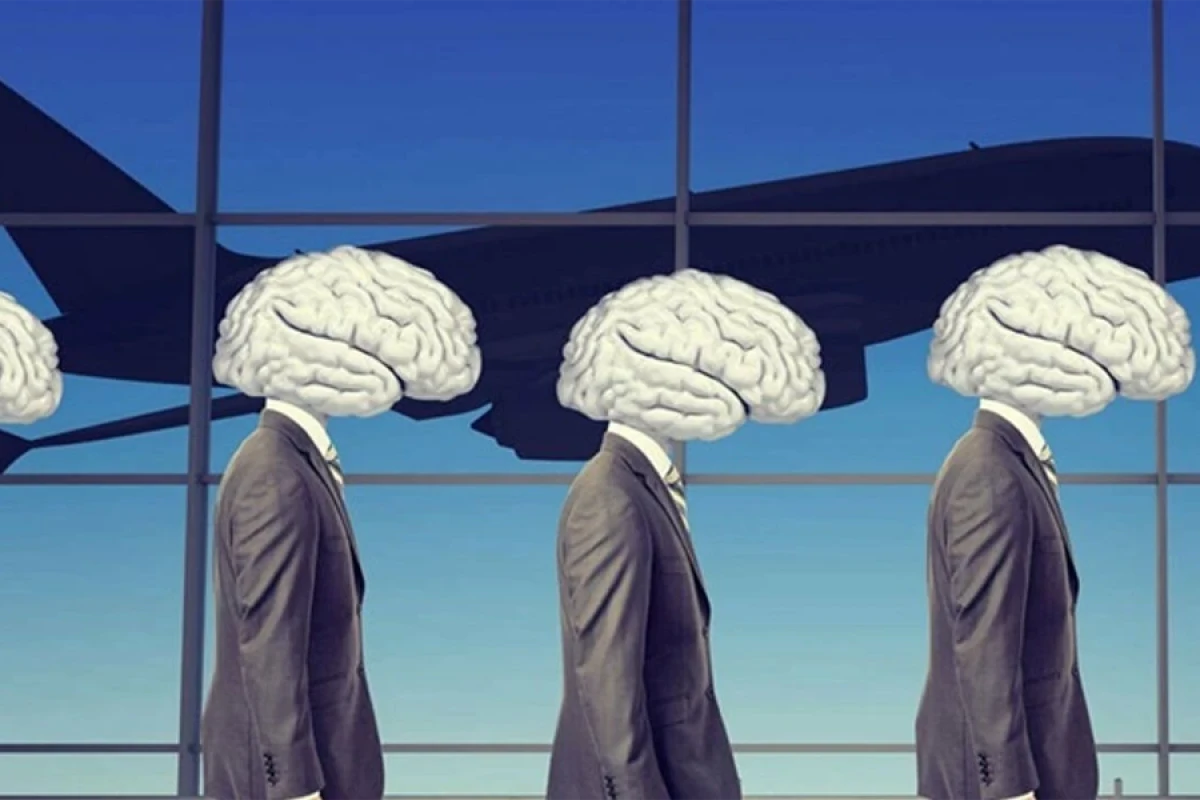 Gənclər gedirsə, gələcək itir: [["Beyin köçü"nün qarşısını necə alaq?]]