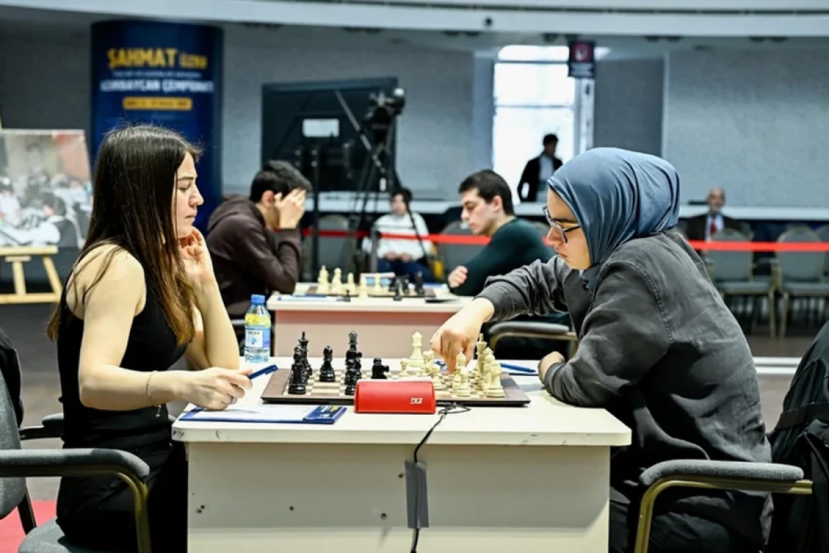 [[Qalmaqallı partiya:]] etiraz qəbul olundu, nəticə yenidən yazıldı