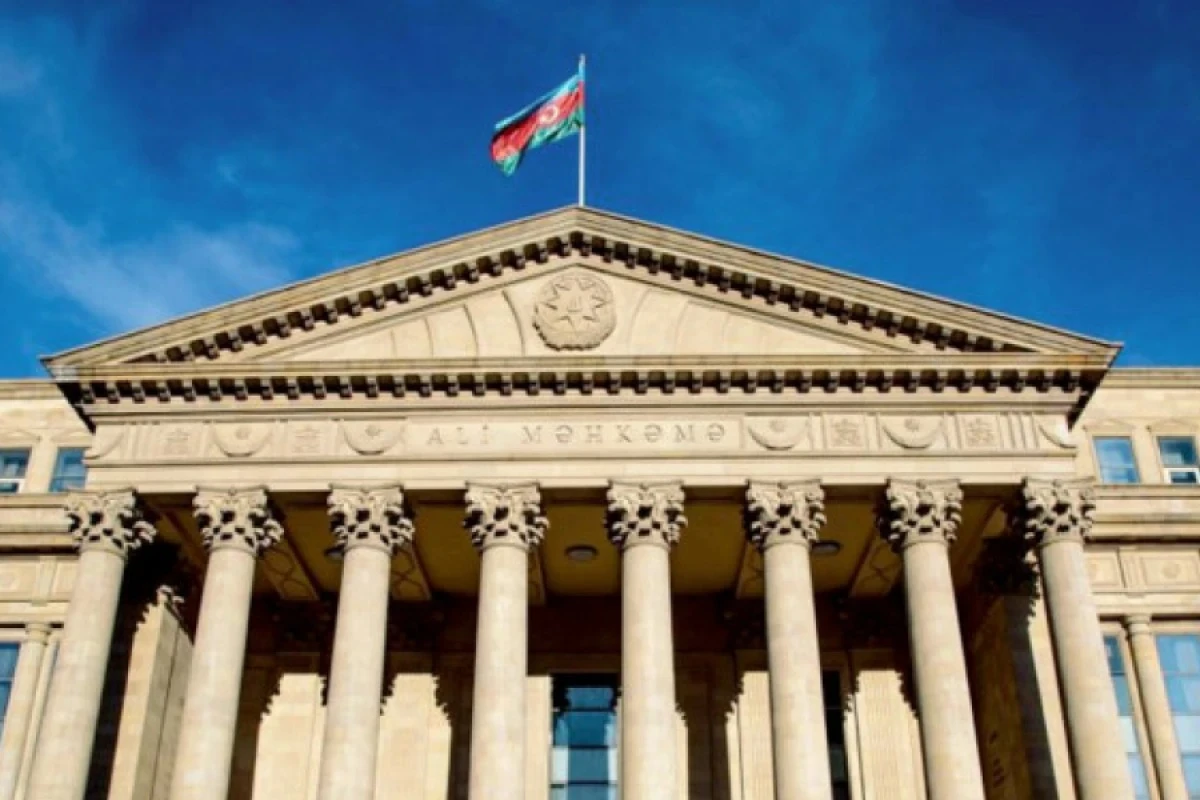 Həyat yoldaşına [[onun bəyənilmədiyini demək]] qanunsuz hərəkət sayılacaq