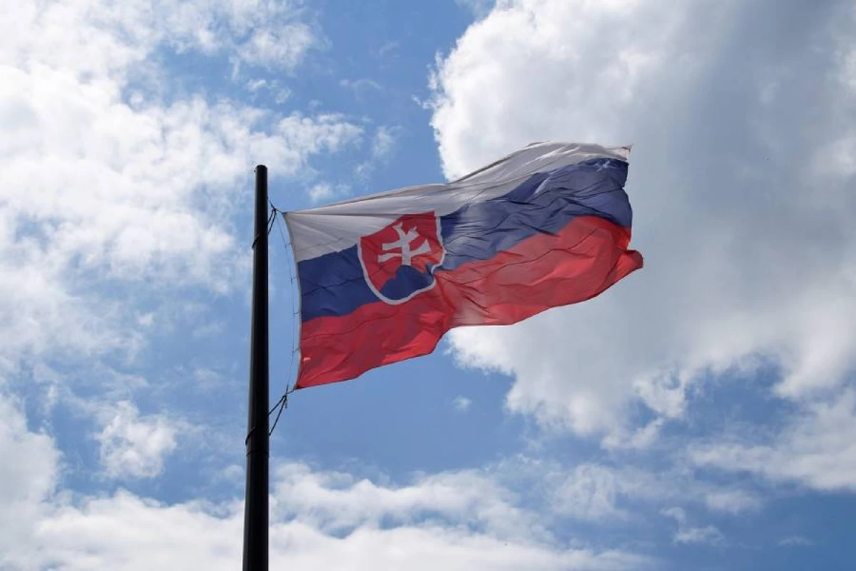 Slovakiyada [[fövqəladə vəziyyət]] elan edildi