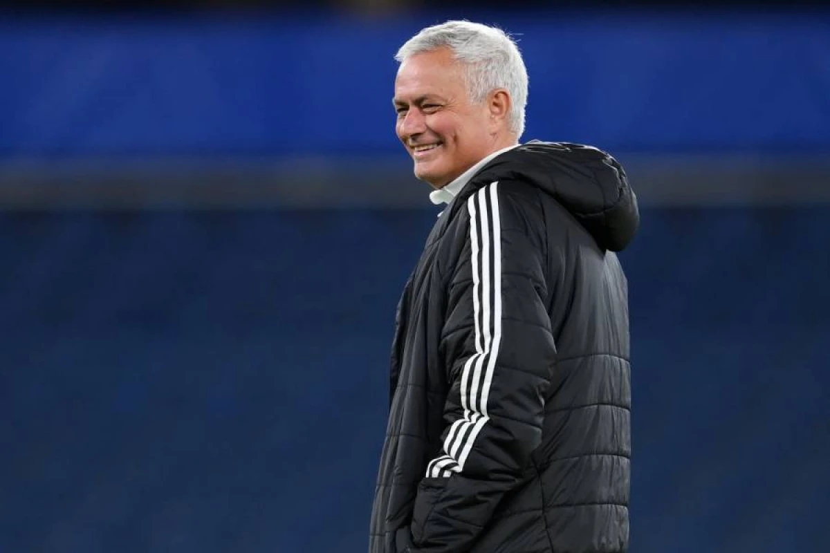 İrqçilik mübahisəsi alovlandı: [[Futbol dünyasında gərginlik]]