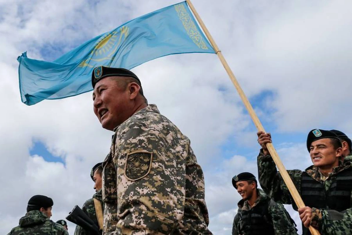 [[Rusiya və Qazaxıstan]] hava hücumundan müdafiə təlimi keçirir