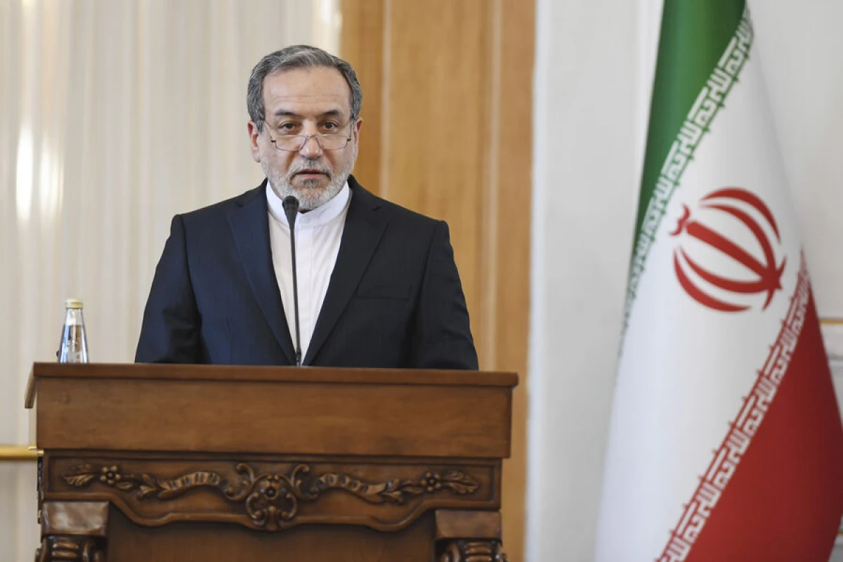 [[Əraqçi:]] "Nüvə sazişi sadələşdirilməli və sanksiyalar ləğv olunmalıdır"