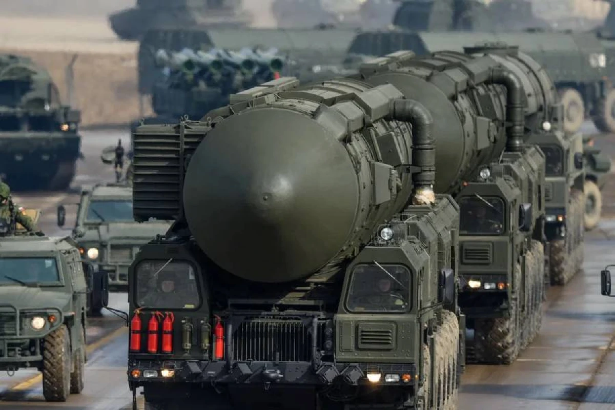 Medvedevdən Ukraynaya nüvə silahı verilməsi fikrinə [[SƏRT REAKSİYA]]