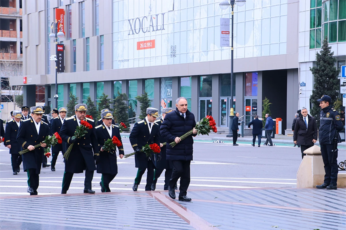 Prokurorluq əməkdaşları [[Xocalı soyqırımı abidəsini]] ziyarət etdi
