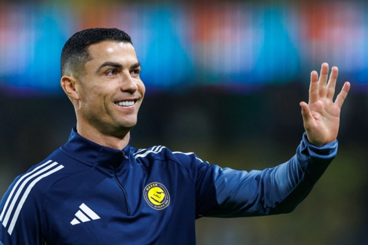 [[Ronaldo futbolda yeni era başlayır:]] “Almeriya”ya sərmayə qoydu