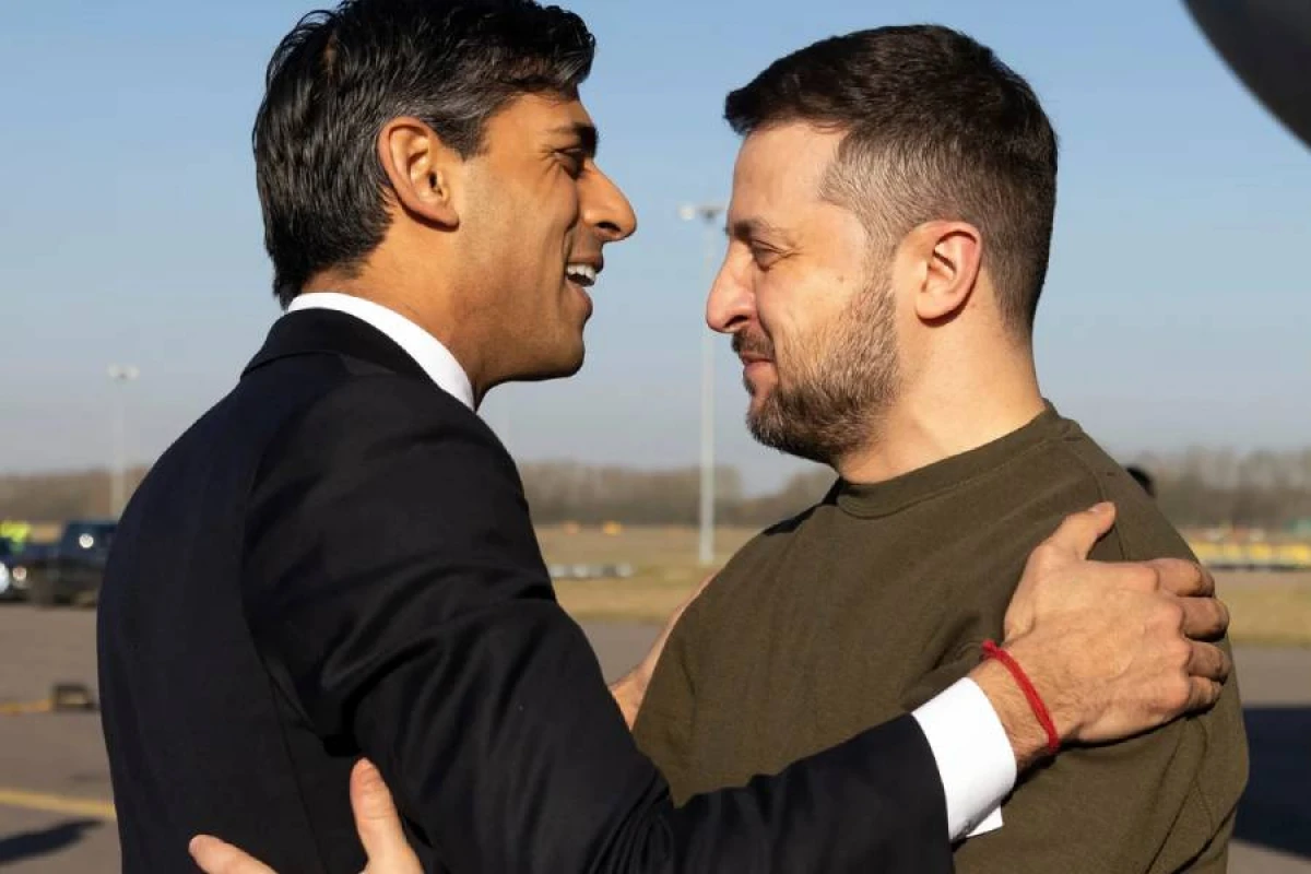 Britaniyanın keçmiş Baş naziri [[Zelenskinin “müşaviri” oldu]]